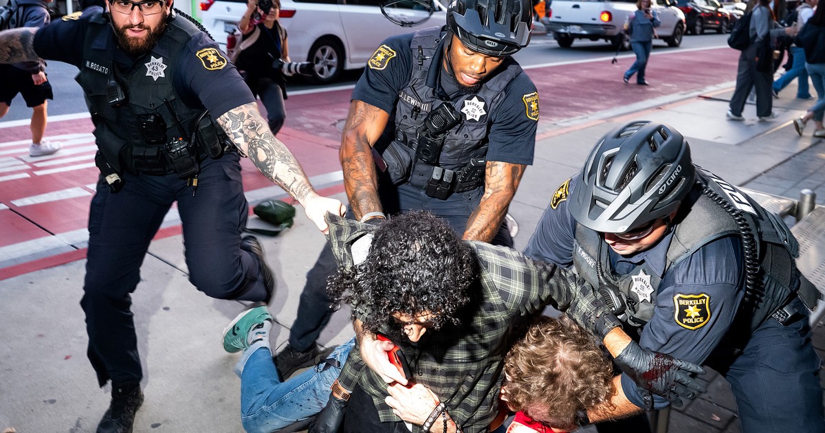 Presos, protestas y violentos choques en UC Berkeley por la gira del grupo fundado por Charlie Kirk, Turning Point, en el campus de la universidad de California