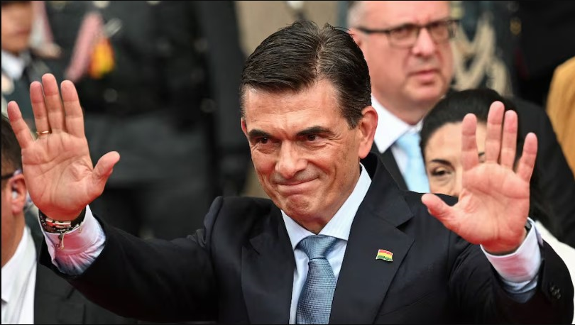 Denuncia de corrupción: el presidente de Bolivia acusó al MAS de haberle robado al Estado US$15.000 millones Denuncia de corrupción: el presidente de Bolivia acusó al MAS de haberle robado al Estado US$15.000 millones