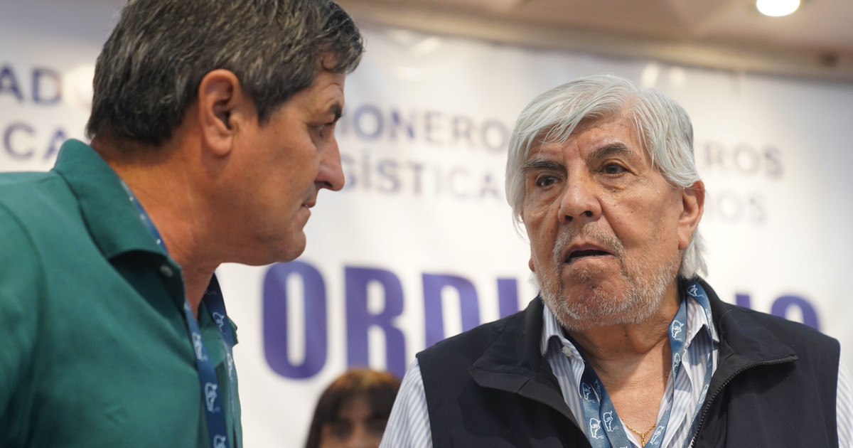 El abogado de Moyano se fue de Camioneros y agudiza la crisis: «Hace dos meses no puedo cuidar a Hugo» El abogado de Moyano se fue de Camioneros y agudiza la crisis: «Hace dos meses no puedo cuidar a Hugo»