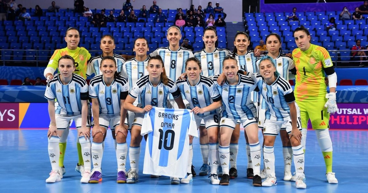 Argentina logró otro triunfazo en el Mundial femenino de futsal: clasificó a cuartos de final, pero expulsaron a su mejor jugadora