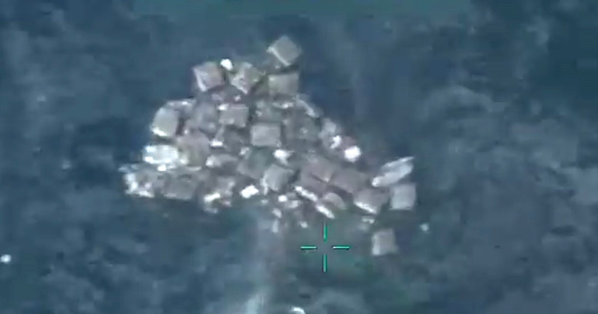 Lo que revelan los videos de los ataques del Pentágono sobre los barcos undidos en el mar