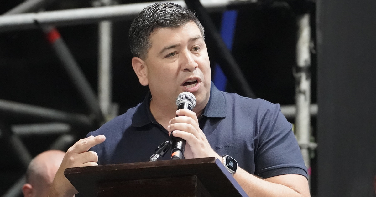 La CGT pide que el Gobierno la convoque a negociar la reforma laboral: «Es regresiva y va a contramano de lo que hace Estados Unidos» La CGT pide que el Gobierno la convoque a negociar la reforma laboral: «Es regresiva y va a contramano de lo que hace Estados Unidos»