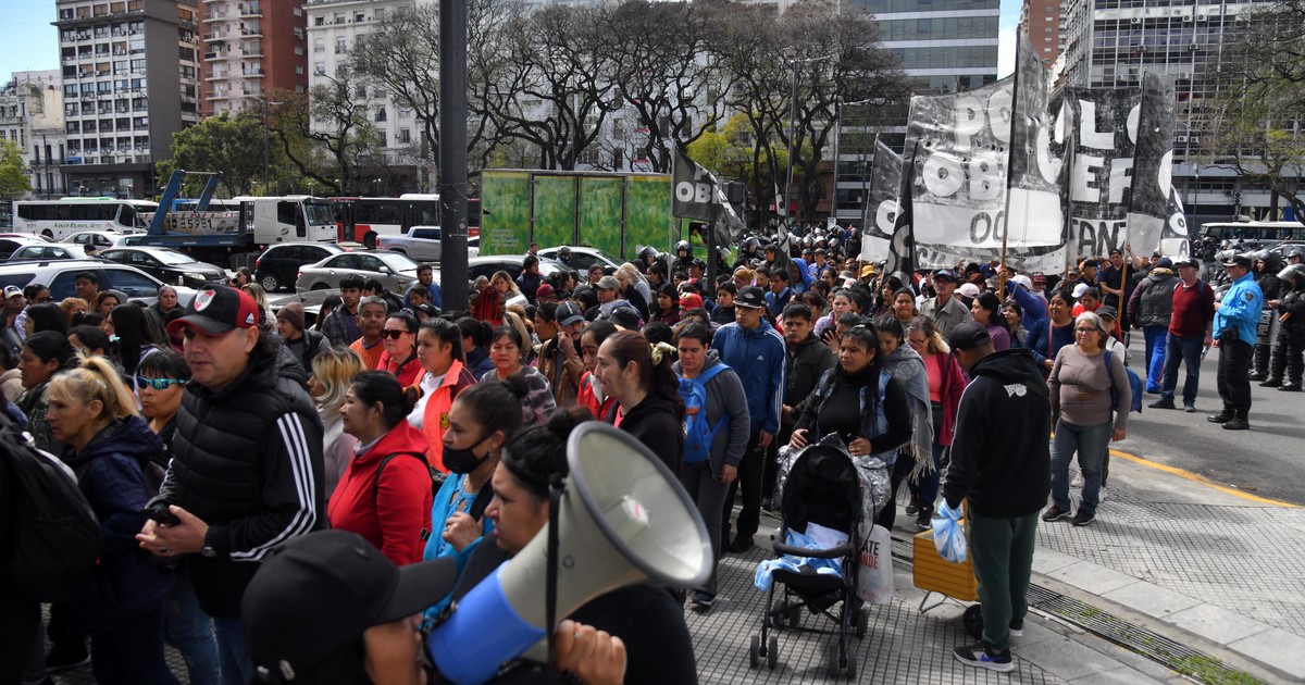 Protestas y paros: estatales y piqueteros salen a la calle contra el proyecto de reforma laboral que presenta el Gobierno