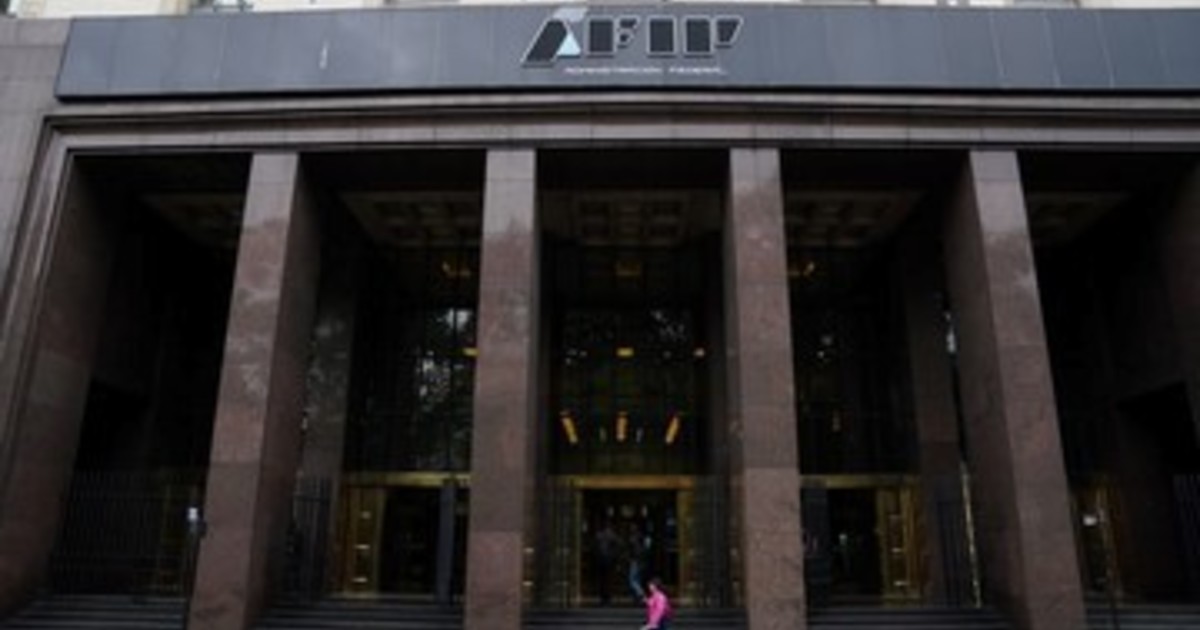 Guerra por Ganancias: ARCA ofrece cuotas y perdón de multas, pero exige 0.000 millones a grandes compañías