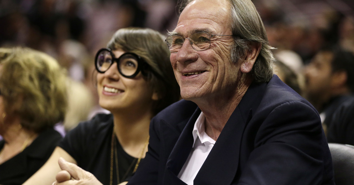 Quién era Victoria Jones, la hija del actor Tommy Lee Jones que fue encontrada muerta en un hotel Quién era Victoria Jones, la hija del actor Tommy Lee Jones que fue encontrada muerta en un hotel