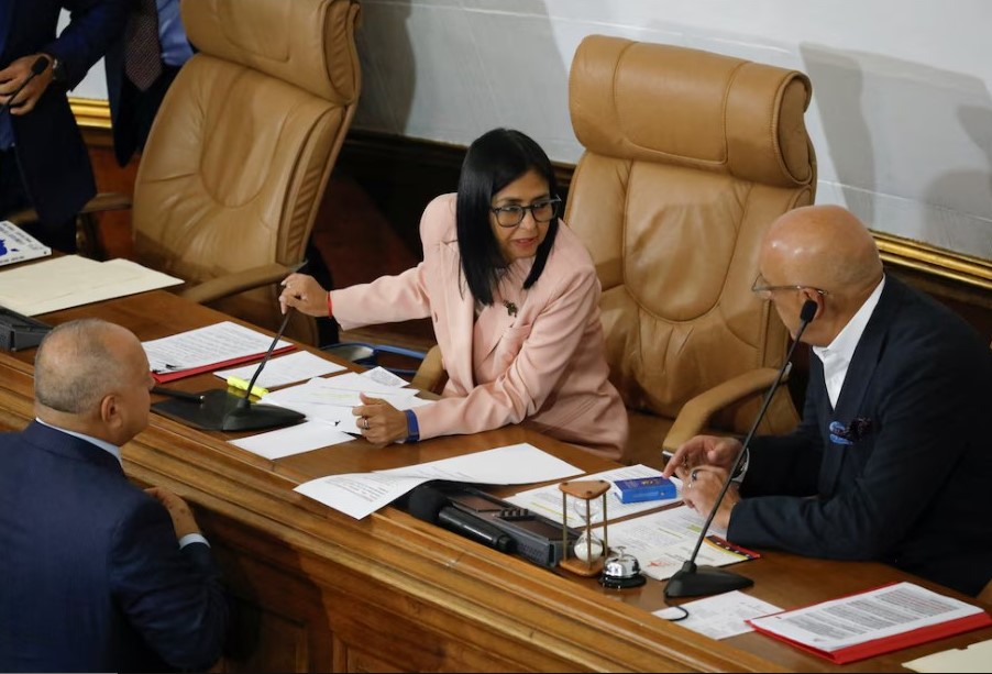 Delcy Rodríguez fue juramentada como jefa del régimen de Venezuela tras la captura de Maduro