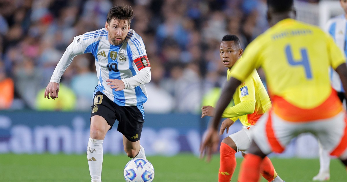 El Gobierno confirmó que la Televisión Pública transmitirán todos los partidos de la Selección Argentina en el Mundial 2026 y criticó al kirchnerismo