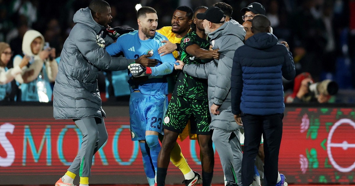Suspendieron a Luca Zidane, el arquero de Argelia, por pelearse en la Copa Africana: ¿podrá jugar en el debut vs Argentina en el Mundial 2026?