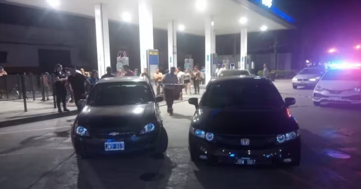 Un hombre mató a la expareja de su novia delante de la hija y de un grupo de chicos que volvían de excursión en Zárate Un hombre mató a la expareja de su novia delante de la hija y de un grupo de chicos que volvían de excursión en Zárate