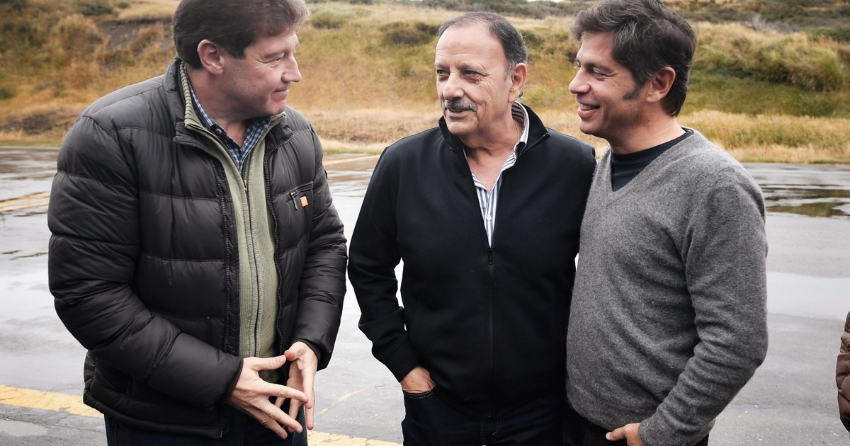 Kicillof lidera vigilia por Malvinas en Tierra del Fuego sin Villarruel