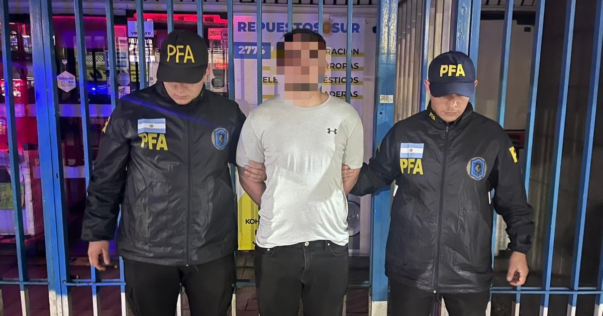 Expulsaron del país al ciudadano ruso acusado por el Gobierno de Milei de liderar una red de fake news