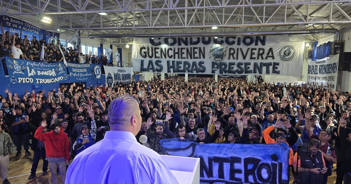 Petroleros de Santa Cruz le exigen al gobernador que le quite la concesión a la empresa de los Neuss, cercanos a Santiago Caputo Petroleros de Santa Cruz le exigen al gobernador que le quite la concesión a la empresa de los Neuss, cercanos a Santiago Caputo