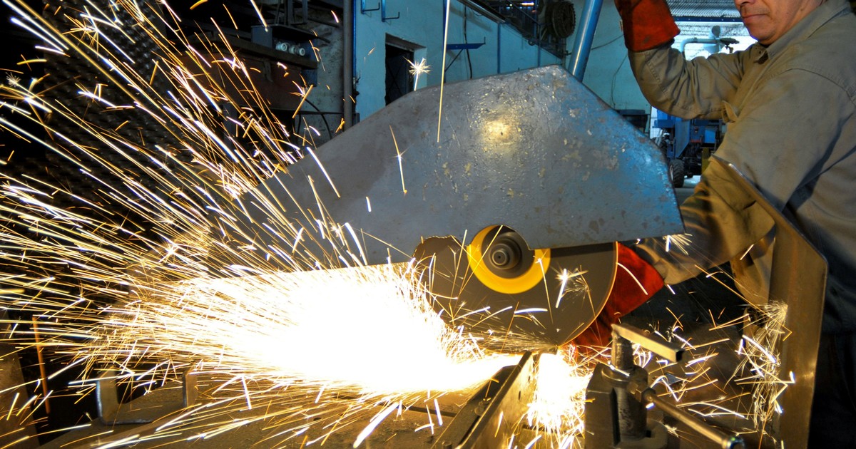 Un sector clave de la industria sigue con números en rojo y cayó 1,3% en abril