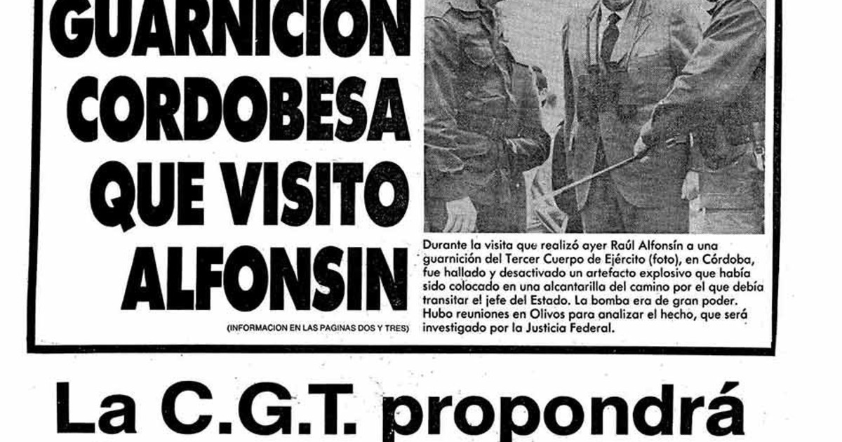 A 40 años de la primera vez que quisieron matar a Raúl Alfonsín: una bomba oculta por militares que “nadie hubiera sobrevivido» A 40 años de la primera vez que quisieron matar a Raúl Alfonsín: una bomba oculta por militares que “nadie hubiera sobrevivido»