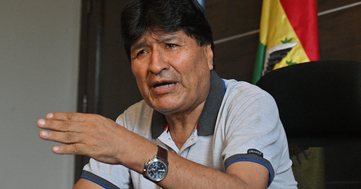 Evo Morales acusó a Javier Milei de enviar aviones y material antidisturbios contra las protestas en Bolivia: «La derecha se ayuda para reprimir» Evo Morales acusó a Javier Milei de enviar aviones y material antidisturbios contra las protestas en Bolivia: «La derecha se ayuda para reprimir»