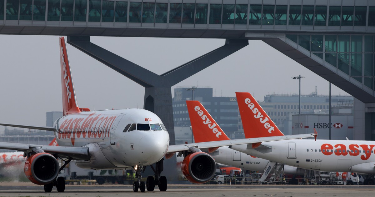 «Se temió lo peor»: un vuelo tuvo que ser desviado por la confesión de un pasajero sobre lo que llevaba en la bodega del avión