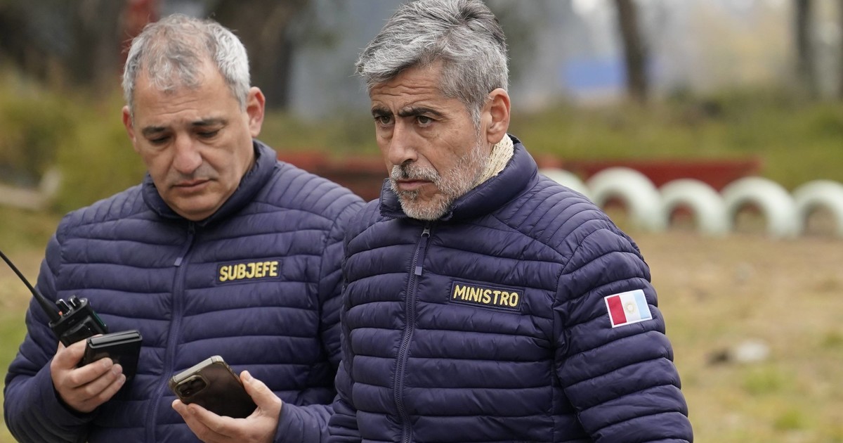 El ministro de Seguridad de Córdoba llamó «psicópata» a Barrelier y apuntó a los que le piden la renuncia por el caso Agostina: «Buscan carroña»