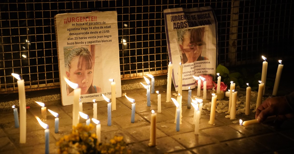 Crimen de Agostina Vega: se realiza el velorio y rompen los pisos en la casa de Claudio Barrelier
