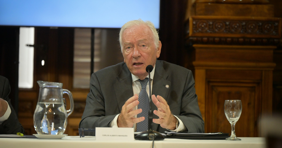 El padre del ministro de Justicia pidió que se sancione a los jueces que les dan información a los periodistas