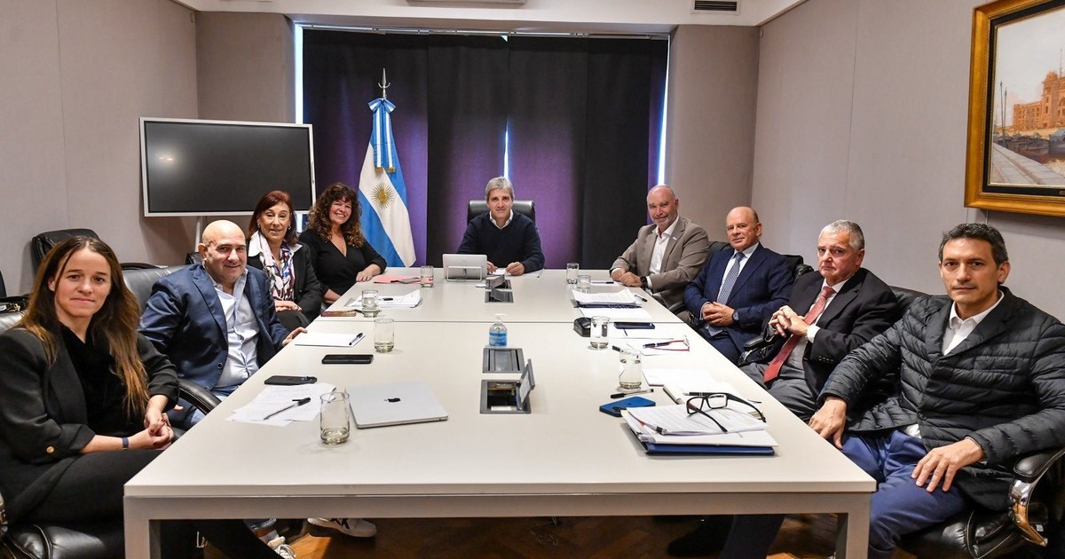 Dólares del colchón: las 10 claves del nuevo proyecto de Inocencia Fiscal