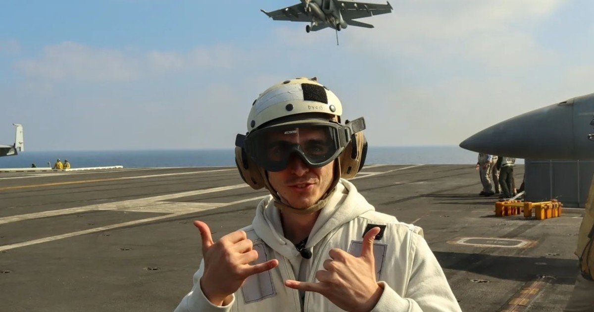 Sergio Hidalgo, ingeniero aeroespacial: “En caso de un accidente aéreo, los estudios han concluido que la parte trasera del avión, que suele ser la más barata, es también la más segura” Sergio Hidalgo, ingeniero aeroespacial: “En caso de un accidente aéreo, los estudios han concluido que la parte trasera del avión, que suele ser la más barata, es también la más segura”