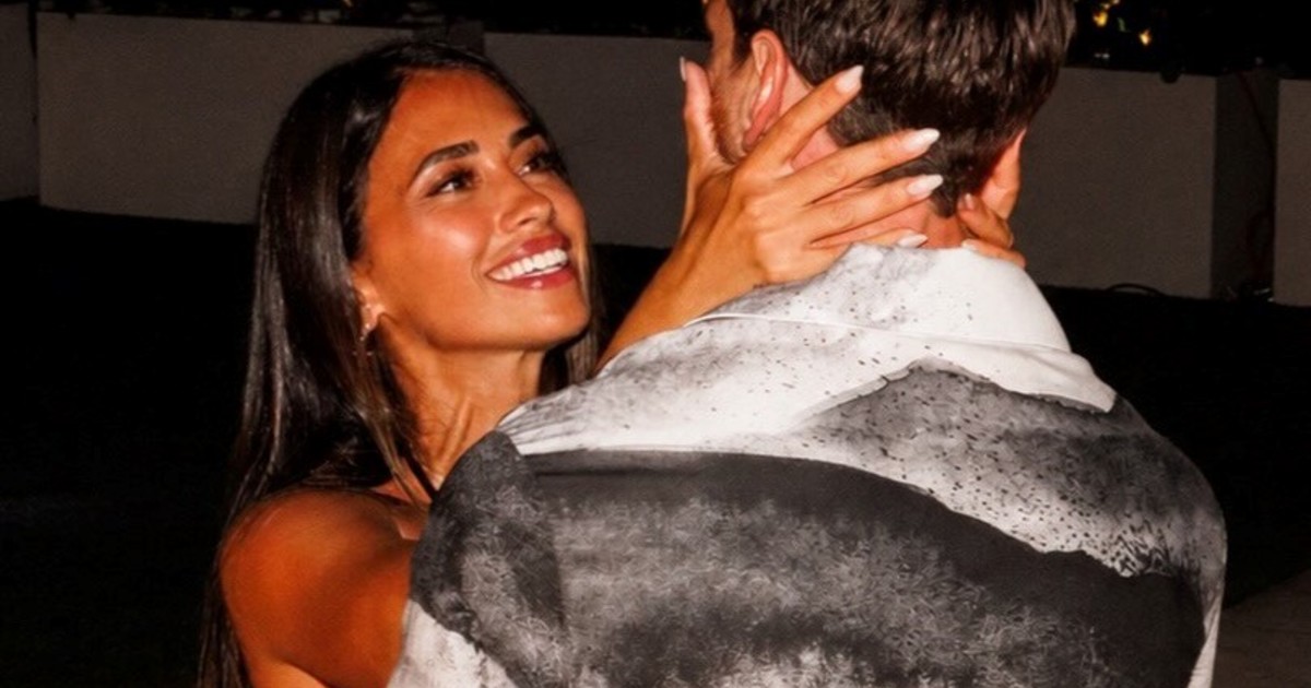Messi cumple 39 años y Antonela Roccuzzo lo saludó con el posteo más dulce del Mundial y fotos inéditas: «Te tenemos a vos»