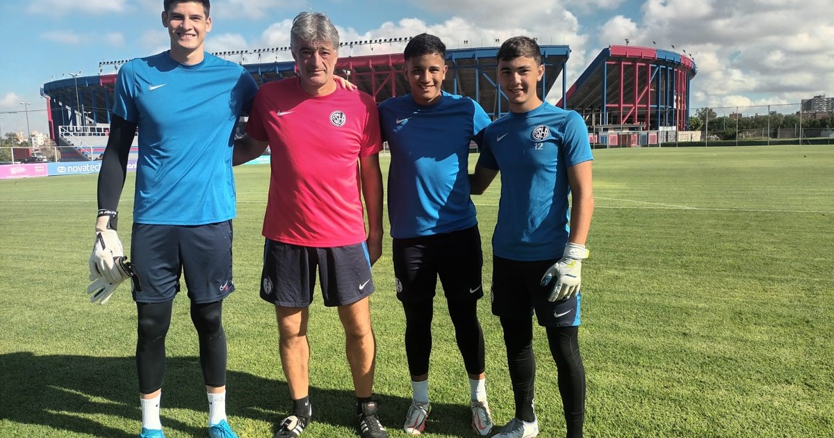 Orlando Gill y el recuerdo de su primer entrenador en San Lorenzo: «Se notaba que era muy humilde, pero por algo le decían el ‘Courtois paraguayo’» Orlando Gill y el recuerdo de su primer entrenador en San Lorenzo: «Se notaba que era muy humilde, pero por algo le decían el ‘Courtois paraguayo'»