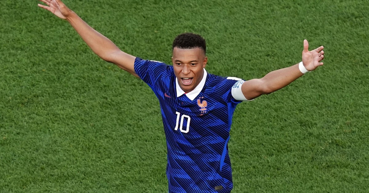 «Usted es una mujer despreciable e indigna de su cargo»: la dura respuesta de Kylian Mbappé a la senadora paraguaya Celeste Amarilla «Usted es una mujer despreciable e indigna de su cargo»: la dura respuesta de Kylian Mbappé a la senadora paraguaya Celeste Amarilla