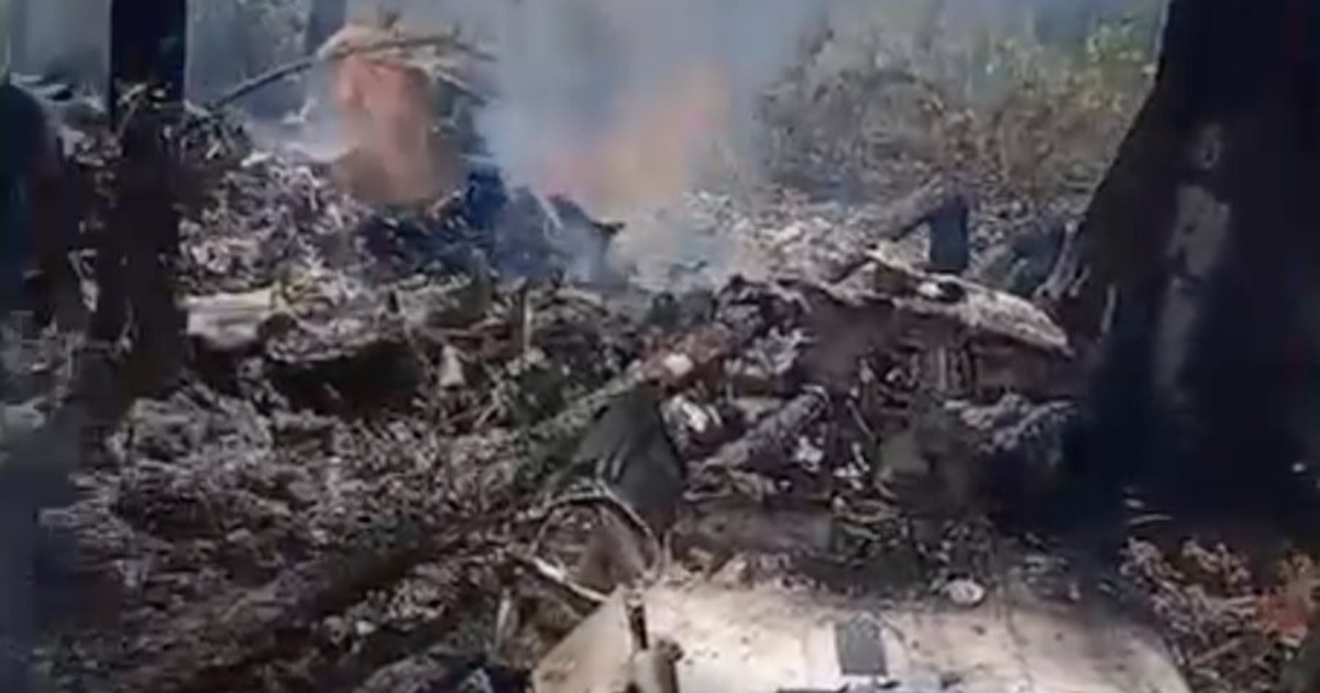 Una avioneta se estrelló en las Bahamas: al menos diez muertos y dudas por un incidente previo Una avioneta se estrelló en las Bahamas: al menos diez muertos y dudas por un incidente previo