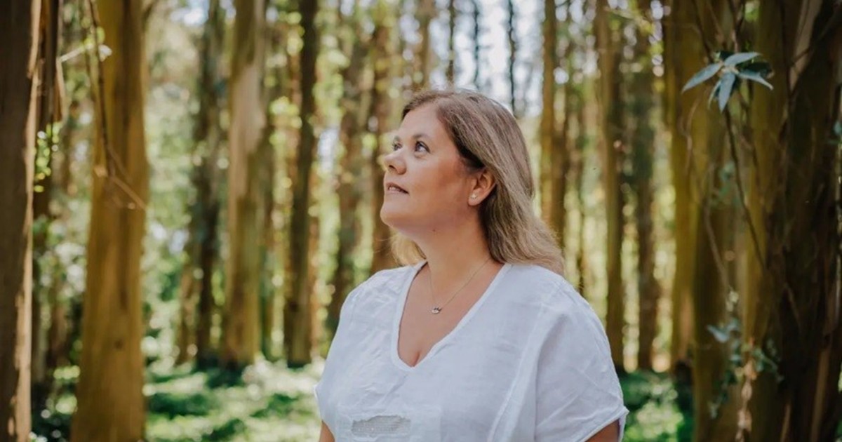 «Veo almas»: Noelia Pace, la médium que dice que colabora con el FBI y llena teatros «Veo almas»: Noelia Pace, la médium que dice que colabora con el FBI y llena teatros